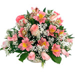 Basket Arrangement Sweet Dreams.