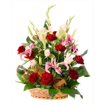Winter Splendor Arrangement for Delivery in Ukraine - Ukraine Flowers –  Ukraine Gift Delivery